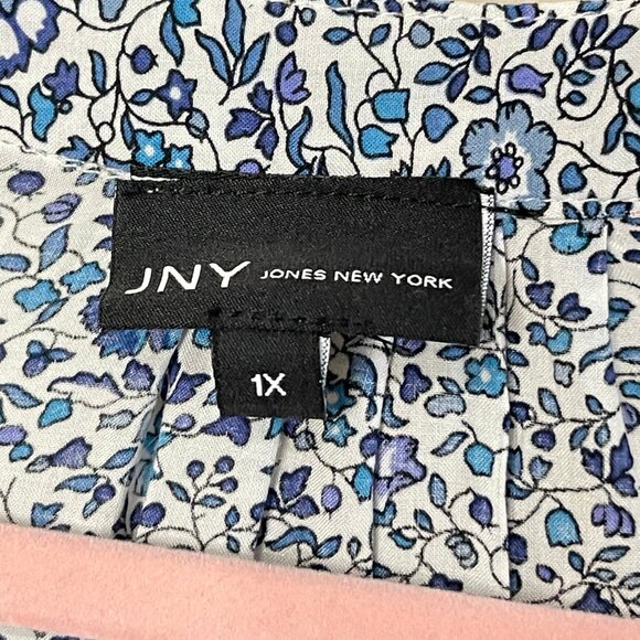 JONES NEW YORK Lightweight Rayon Floral Long-Sleeve V-Neck Blouse, 1X - Picture 6 of 12